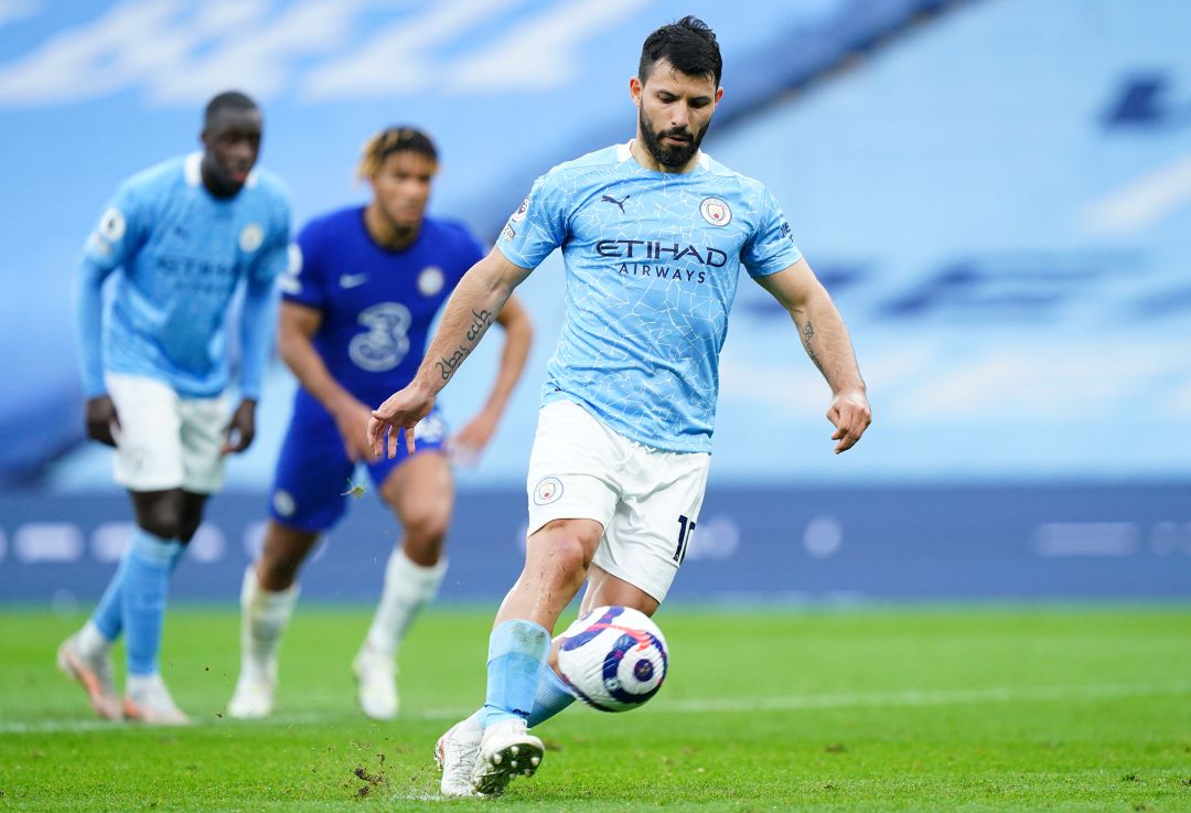 Agüero lanza 'a lo panenka' su penalti ante el Chelsea Agüero lanza 'a lo panenka' su penalti ante el Chelsea