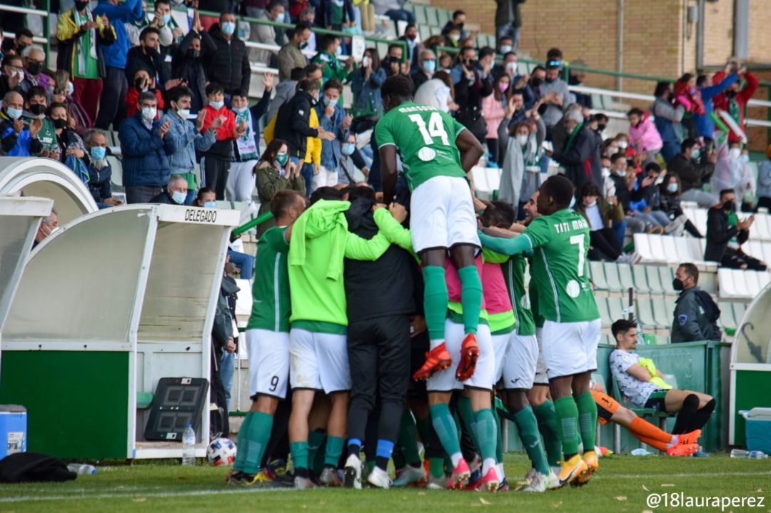 El Toledo está a dos partidos del ascenso El Toledo está a dos partidos del ascenso