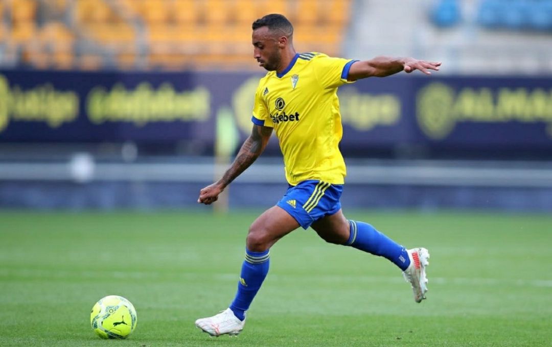 Akapo volverá a jugar con el Cádiz CF Akapo volverá a jugar con el Cádiz CF