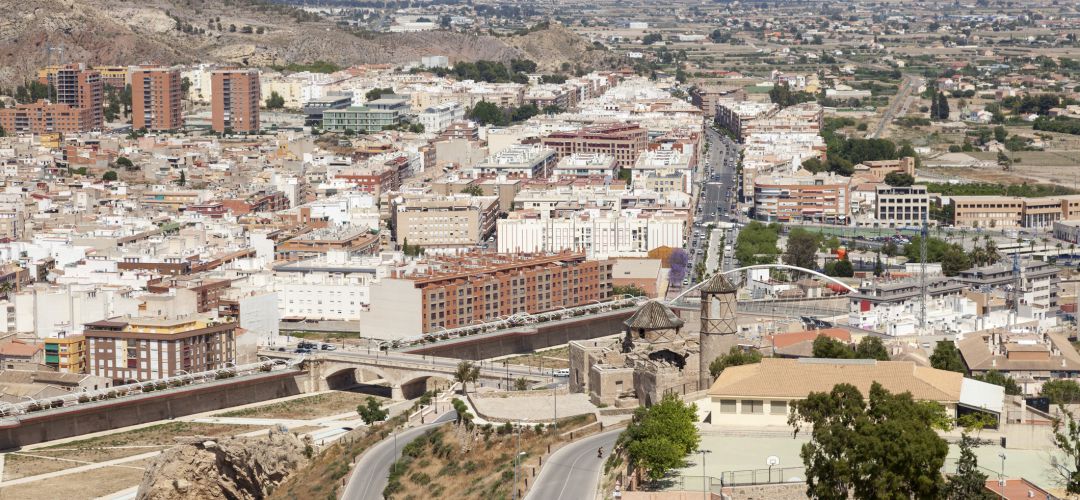El circuito regional de la Cadena SER en Murcia ofrece este martes, 11 de mayo, una programación especial con motivo del décimo aniversario de los terremotos El circuito regional de la Cadena SER en Murcia ofrece este martes, 11 de mayo, una programación especial con motivo del décimo aniversario de los terremotos
