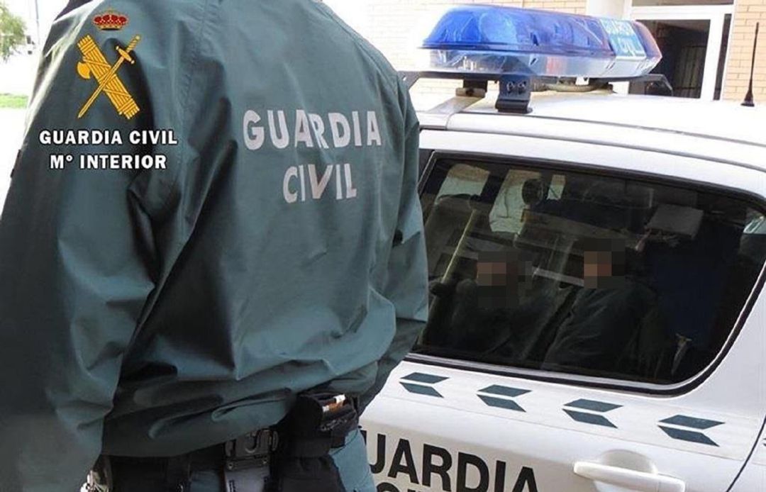 Agente de la Guardia Civil Agente de la Guardia Civil