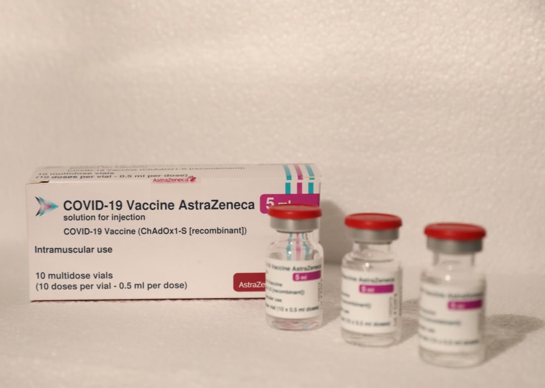 Varios viales de la vacuna de AstraZeneca. Varios viales de la vacuna de AstraZeneca.