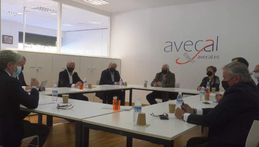 Reunión con AVECAL Reunión con AVECAL
