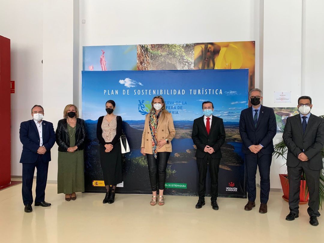 Presentación del Plan de Sostenibilidad Turística de La Siberia Presentación del Plan de Sostenibilidad Turística de La Siberia