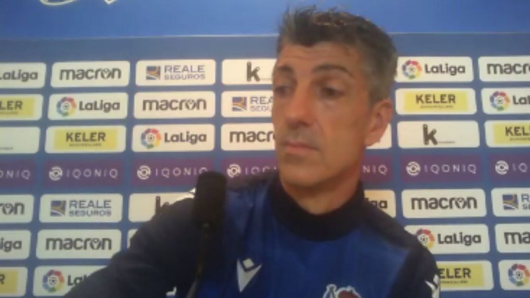 Imanol atiende a los medios en Zubieta antes de jugar contra el Atlético Imanol atiende a los medios en Zubieta antes de jugar contra el Atlético