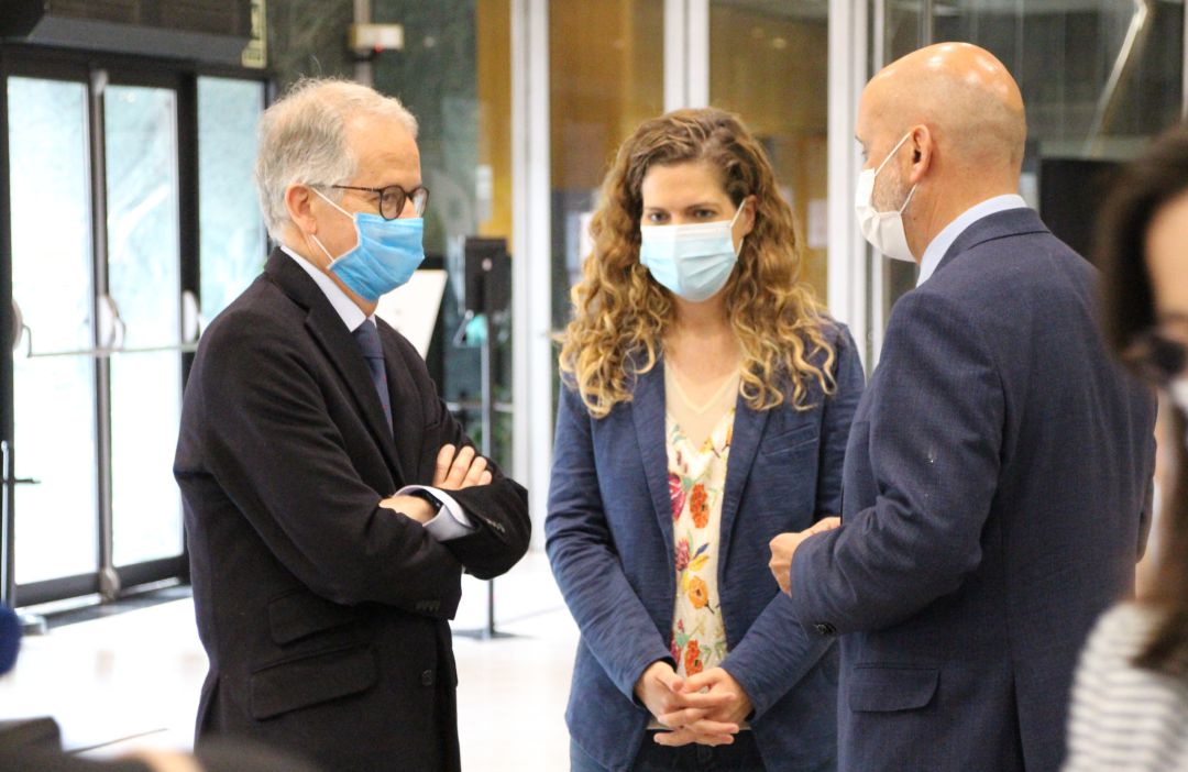 La cap del servei d'Envelliment i Salut, Eva Heras; el director general del SAAS, Josep Maria Piqué, i el ministre de Salut, Joan Martínez Benazet. La cap del servei d'Envelliment i Salut, Eva Heras; el director general del SAAS, Josep Maria Piqué, i el ministre de Salut, Joan Martínez Benazet.