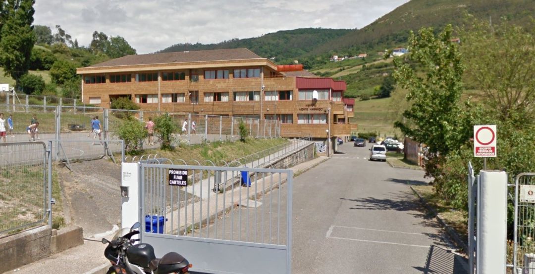 Instituto Monte Naranco, centro donde se ha producido el suceso. Instituto Monte Naranco, centro donde se ha producido el suceso.