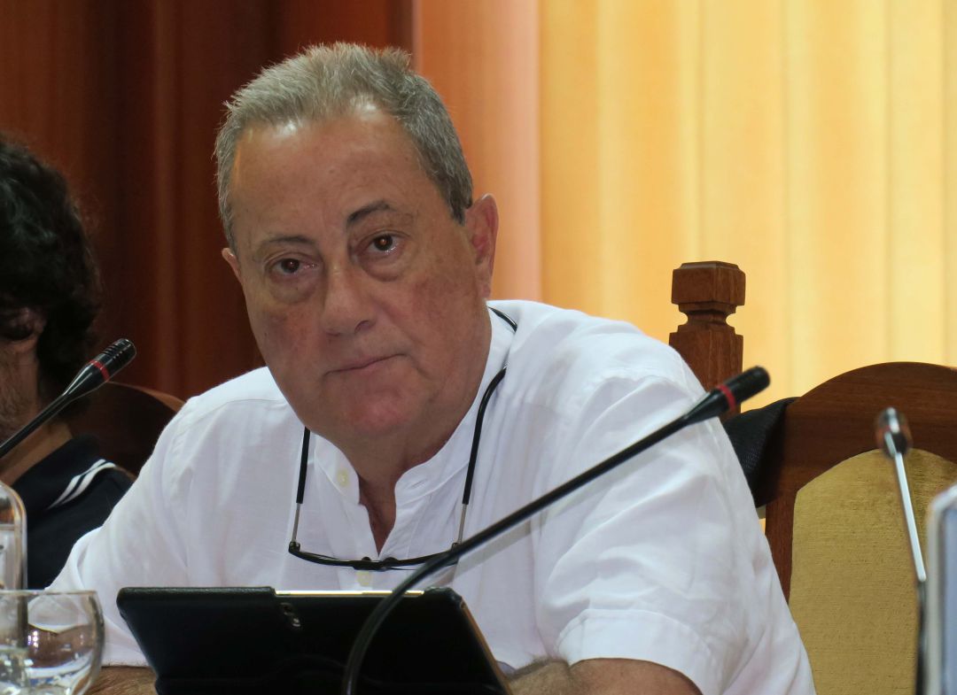 Juan Manuel Sosa en uno de los plenos del Cabildo de Lanzarote del pasado mandato. Juan Manuel Sosa en uno de los plenos del Cabildo de Lanzarote del pasado mandato.