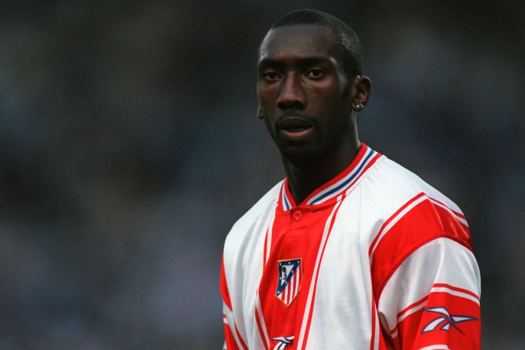 Jimmy Floyd Hasselbaink con la camiseta del Atlético de Madrid Jimmy Floyd Hasselbaink con la camiseta del Atlético de Madrid