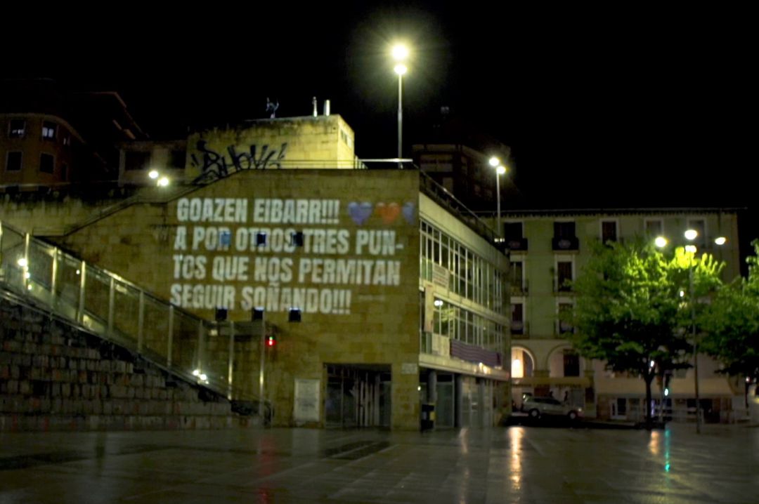 Una de las proyecciones, en este caso sobre el Centro Social Unzaga Una de las proyecciones, en este caso sobre el Centro Social Unzaga