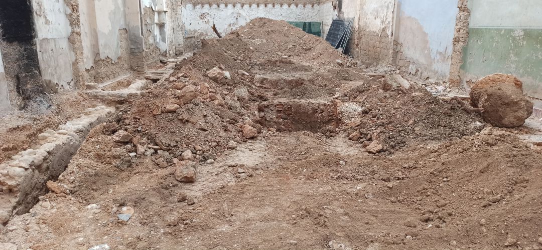 Restos de la muralla encontrados en una obra en Gandia Restos de la muralla encontrados en una obra en Gandia