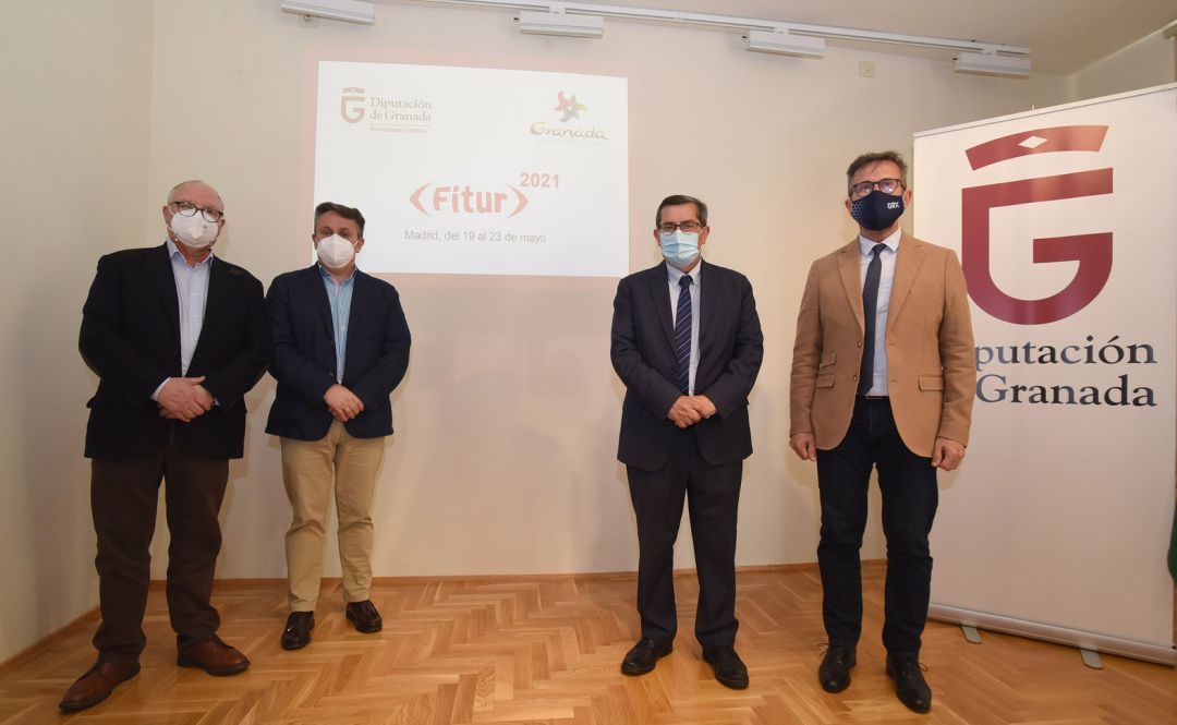 Presentación de la presencia de Granada en FITUR este mayo de 2021. Se ha celebrado en el Patronato Provincial de Turismo con el presidente de la Federación de Empresas de Hostelería y Turismo, el diputado provincial de Turismo, el presidente de la Diputación y el delegado de Turismo de la Junta Presentación de la presencia de Granada en FITUR este mayo de 2021. Se ha celebrado en el Patronato Provincial de Turismo con el presidente de la Federación de Empresas de Hostelería y Turismo, el diputado provincial de Turismo, el presidente de la Diputación y el delegado de Turismo de la Junta