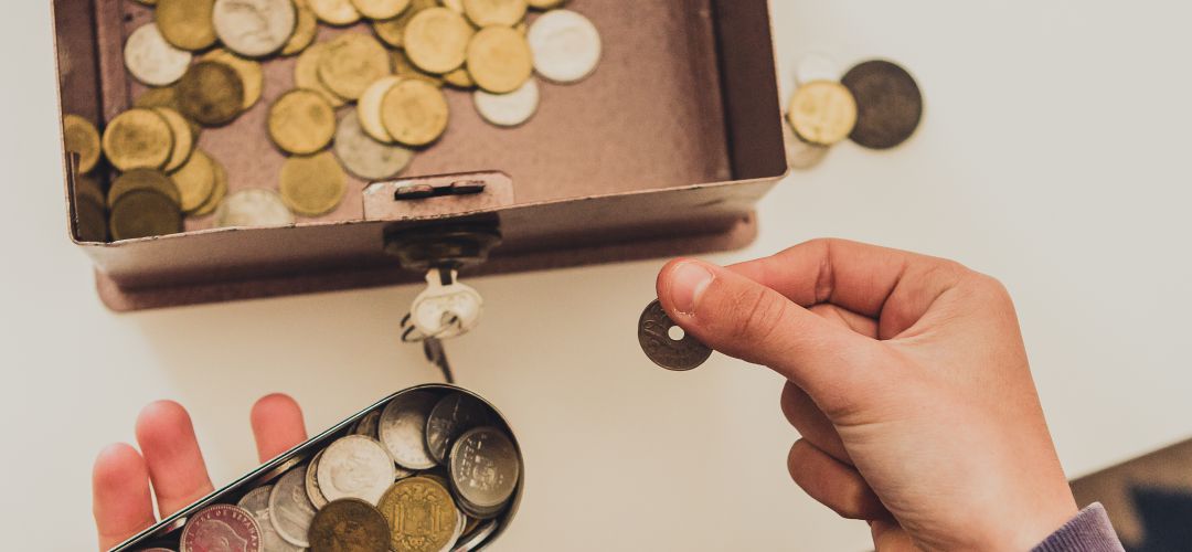 Las pesetas han vuelto a estar en circulación en Manzanares El Real gracias a la campaña en comercios realizada por el Ayuntamiento. Las pesetas han vuelto a estar en circulación en Manzanares El Real gracias a la campaña en comercios realizada por el Ayuntamiento.