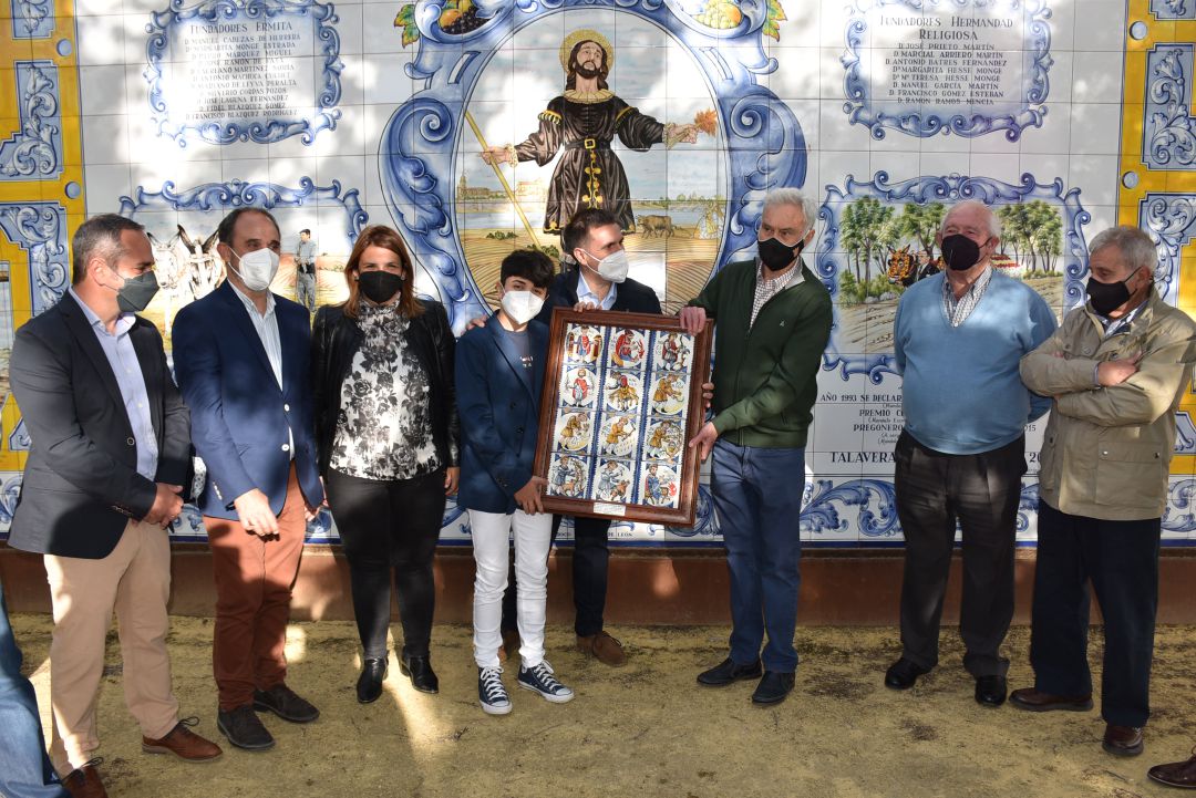 Reconocimiento de Grupo Garvín a la Hermandad Reconocimiento de Grupo Garvín a la Hermandad