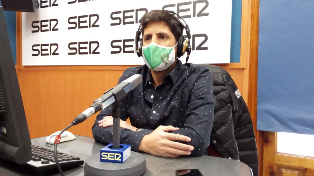 Alejandro Jara, en su primera visita a los estudios de SER Castilla La Mancha Alejandro Jara, en su primera visita a los estudios de SER Castilla La Mancha