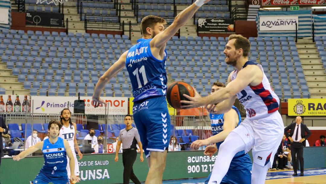 Dragic en el partido de Illumbe Dragic en el partido de Illumbe