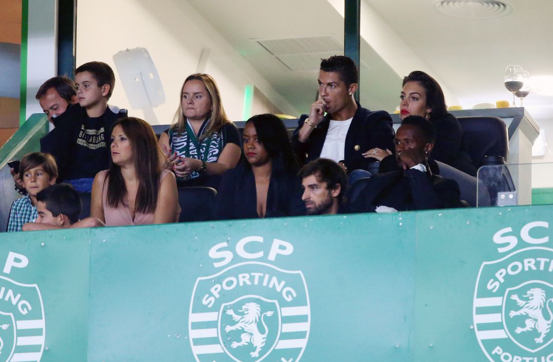Cristiano Ronaldo en el palco de José Alvalade Cristiano Ronaldo en el palco de José Alvalade