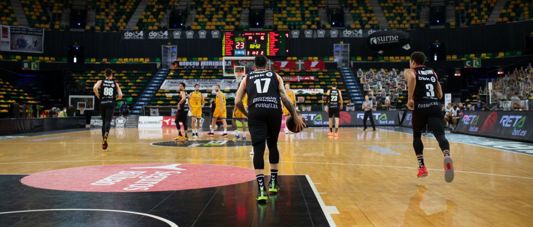 RETAbet Bilbao Basket estudia recurrir por alineación indebida de Gran Canaria. RETAbet Bilbao Basket estudia recurrir por alineación indebida de Gran Canaria.
