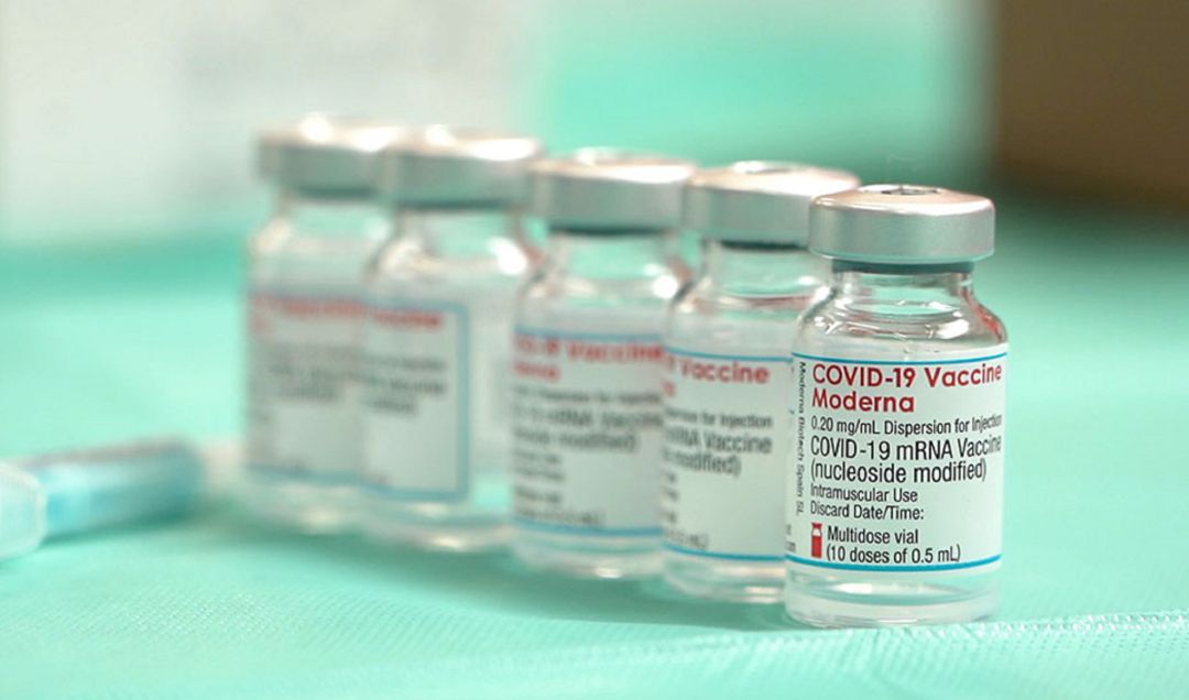 Viales de vacunas contra el coronavirus Viales de vacunas contra el coronavirus