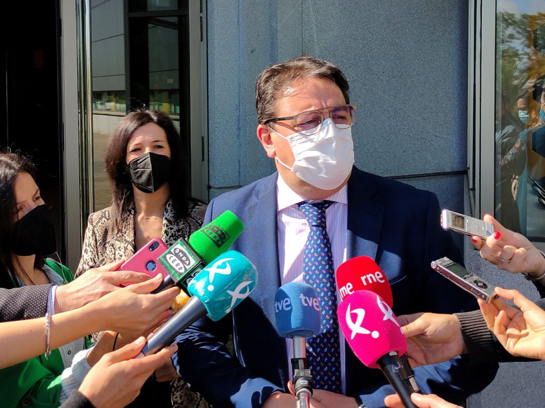 Archivo - El consejero de Sanidad de Extremadura, José María Vergeles. Archivo - El consejero de Sanidad de Extremadura, José María Vergeles.