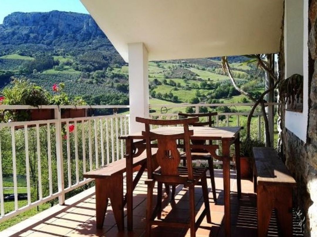 Establecimiento de turismo rural en Cantabria Establecimiento de turismo rural en Cantabria