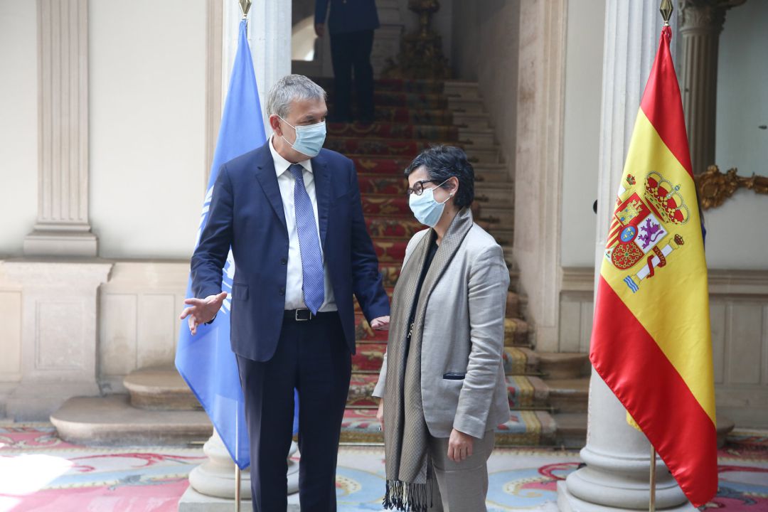 La ministra de Asuntos Exteriores, UE y Cooperación, Arancha González Laya, recibe al Comisionado General de la Agencia de Naciones Unidas para la población refugiada de Palestina en Oriente Próximo, Philippe Lazzarini, a 14 de mayo de 2021, en Madrid (España). Esta reunión se produce en un nuevo rebrote del belicismo entre Israel y Palestina. La ministra de Asuntos Exteriores, UE y Cooperación, Arancha González Laya, recibe al Comisionado General de la Agencia de Naciones Unidas para la población refugiada de Palestina en Oriente Próximo, Philippe Lazzarini, a 14 de mayo de 2021, en Madrid (España). Esta reunión se produce en un nuevo rebrote del belicismo entre Israel y Palestina.