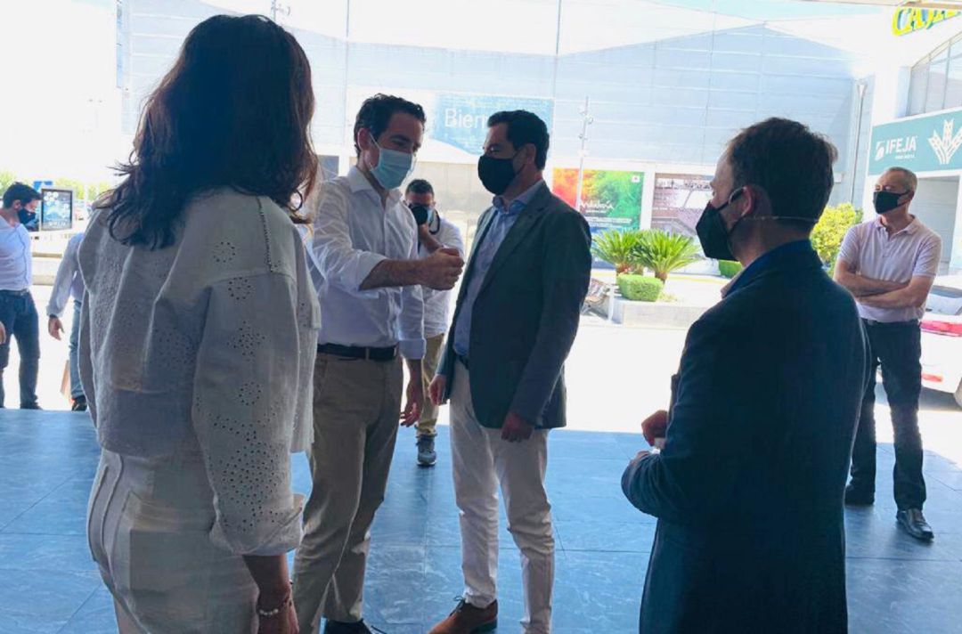 El secretario general del PP, Teodoro García Egea, y el presidente de la Junta de Andalucía, Juanma Moreno, han acudido este sábado al Congreso Provincial del PP jiennense El secretario general del PP, Teodoro García Egea, y el presidente de la Junta de Andalucía, Juanma Moreno, han acudido este sábado al Congreso Provincial del PP jiennense