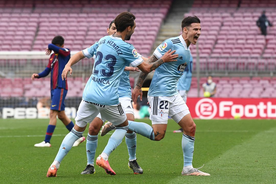 Mina celebra su segundo gol Mina celebra su segundo gol