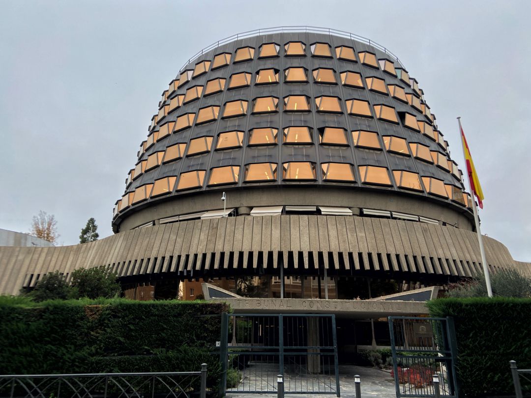 Fachada del Tribunal Constitucional. Fachada del Tribunal Constitucional.