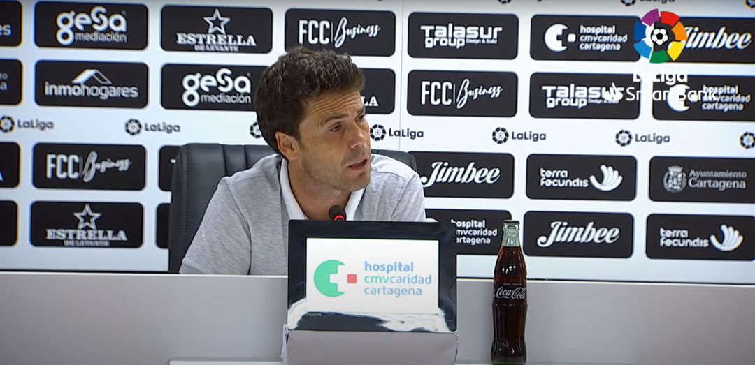 Rubi en la sala de prensa de Cartagonova. Rubi en la sala de prensa de Cartagonova.
