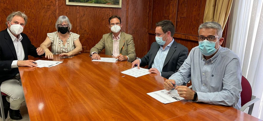 Jorge Martínez asumirá Urbanismo e Industria, Vicente Llorens se encargará de Recursos Humanos y Régimen Interno y Paz Domínguez dirigirá Servicios Sociales, Salud y Consumo Jorge Martínez asumirá Urbanismo e Industria, Vicente Llorens se encargará de Recursos Humanos y Régimen Interno y Paz Domínguez dirigirá Servicios Sociales, Salud y Consumo