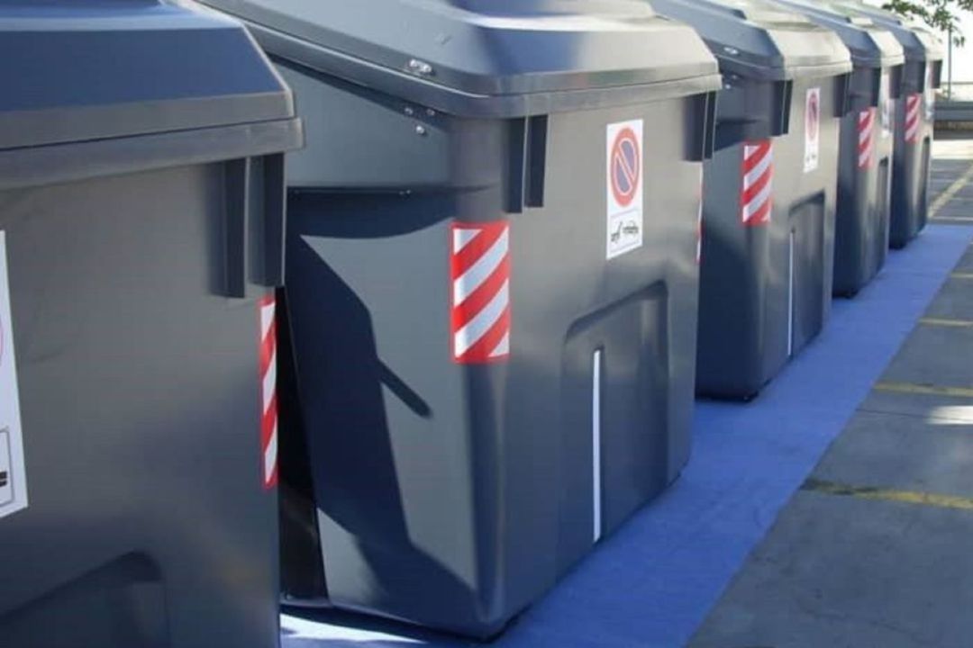 Contenedores de basura Contenedores de basura