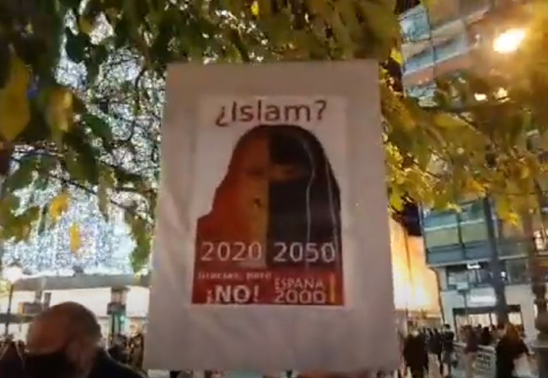 Imagen del acto grabada por España 2000 y difundida a través de Yotube Imagen del acto grabada por España 2000 y difundida a través de Yotube