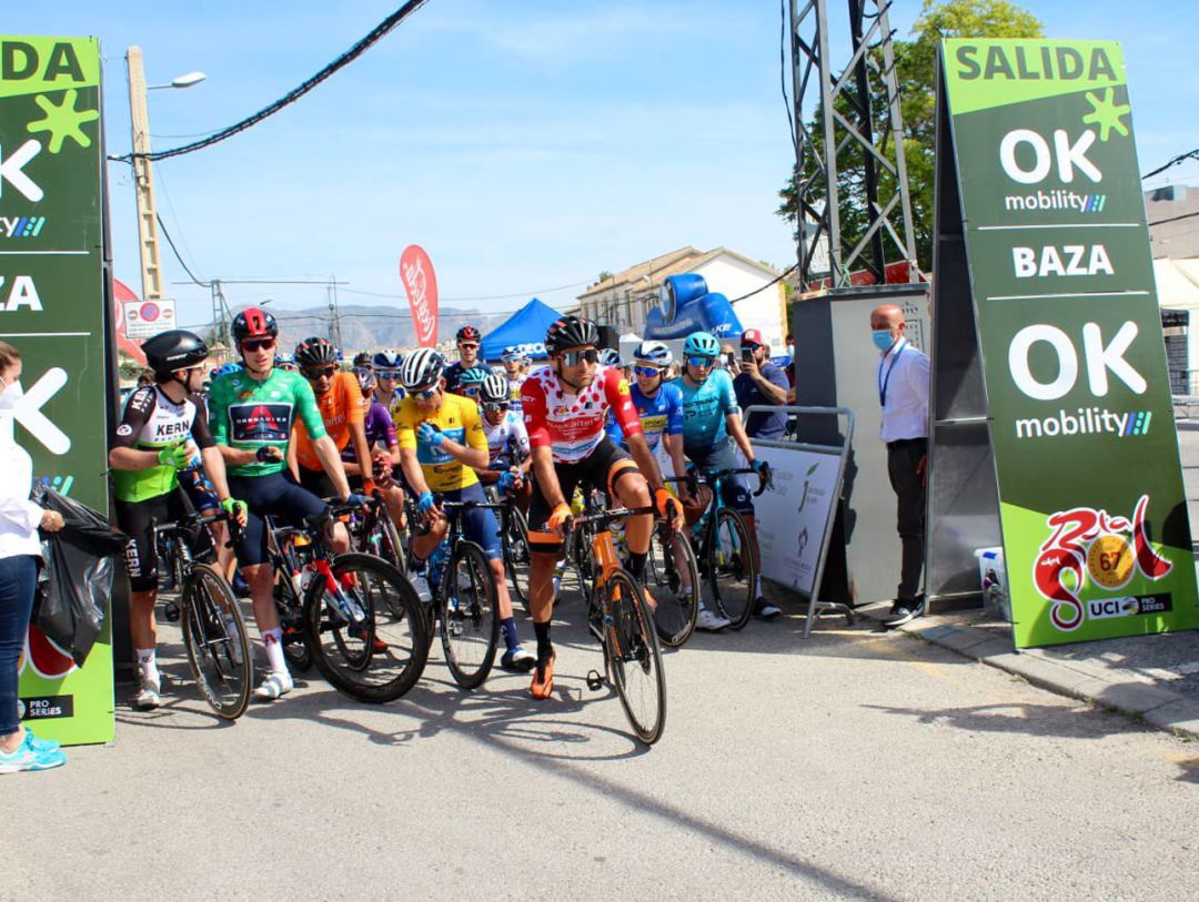 Salida en Baza (Granada) de la cuarta etapa de la Vuelta Ciclista a Andalucía 2021 Salida en Baza (Granada) de la cuarta etapa de la Vuelta Ciclista a Andalucía 2021