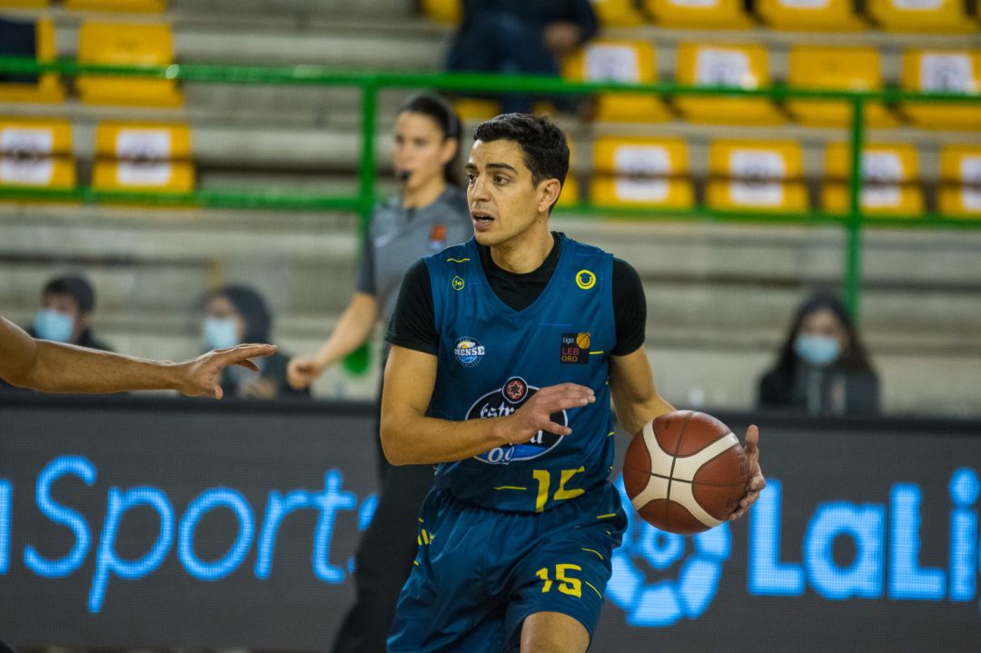 Emotiva carta de despedidad de David Navarro, Jugador que esta temporada fue jugador del COB Emotiva carta de despedidad de David Navarro, Jugador que esta temporada fue jugador del COB
