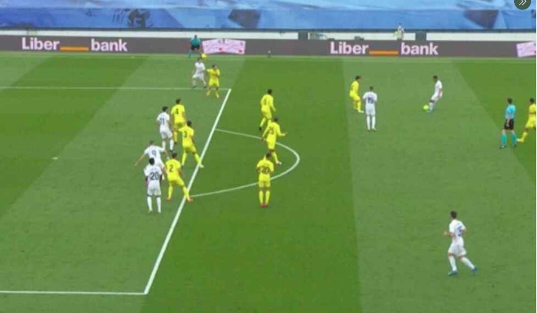 El fuera de juego de Benzema El fuera de juego de Benzema