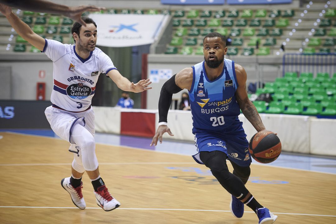 Cook frente a Monbus Obradoiro Cook frente a Monbus Obradoiro