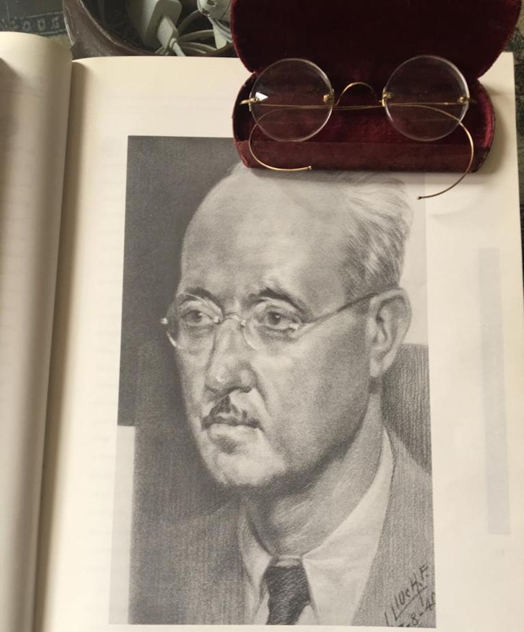 Retrato Juan Peset dibujado en la prisión Modelo de València por J. Lluch poco antes de su fusilamiento Retrato Juan Peset dibujado en la prisión Modelo de València por J. Lluch poco antes de su fusilamiento