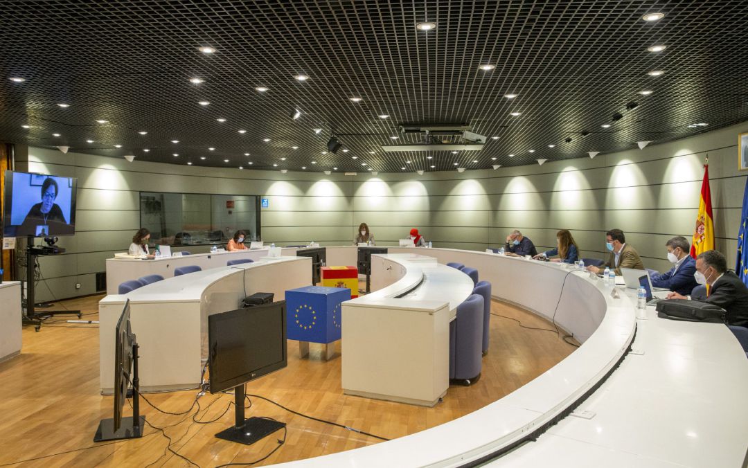 La Comisión Tripartita que estudia la prórroga de los ERTE La Comisión Tripartita que estudia la prórroga de los ERTE