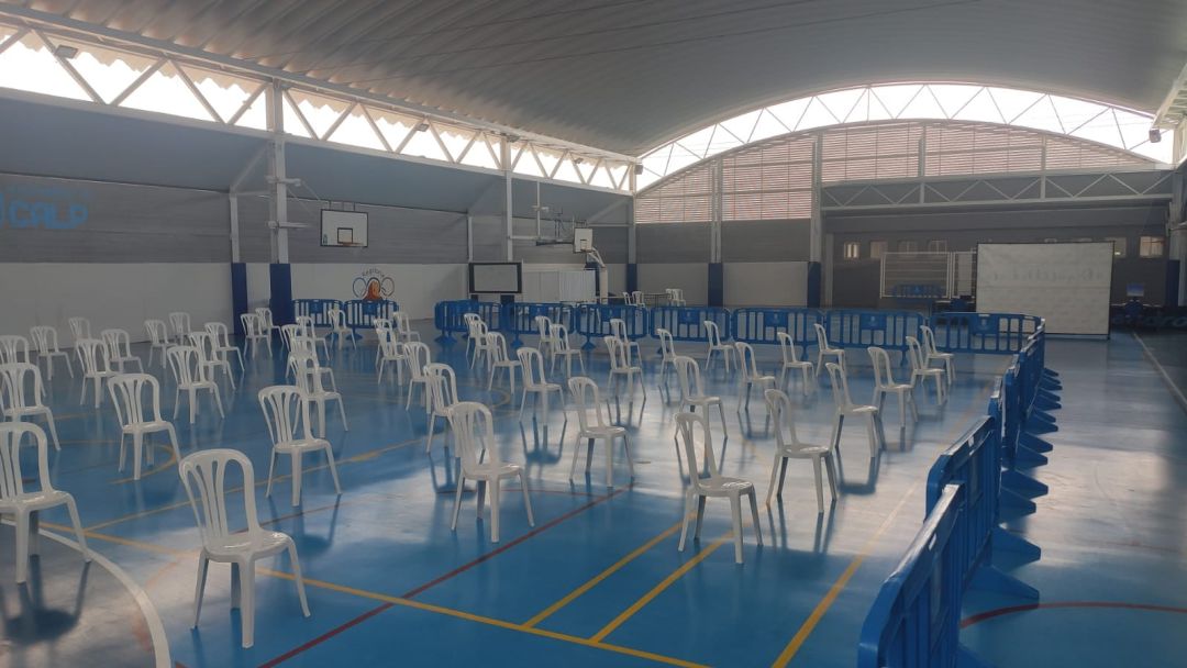 Instalaciones deportivas de Calp adaptadas como punto de vacunación masiva. Instalaciones deportivas de Calp adaptadas como punto de vacunación masiva.
