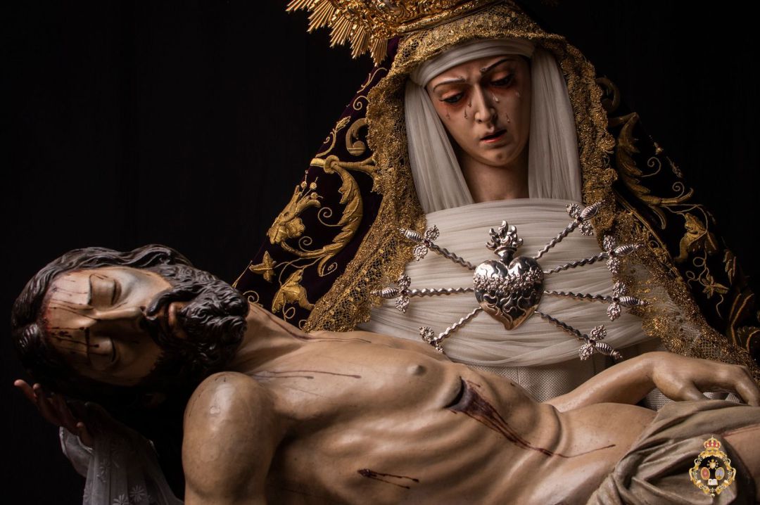 Cristo de la Providencia y Virgen de los Dolores, titulares junto a María Santísima de la Soledad de la Hermandad de Los Servitas Cristo de la Providencia y Virgen de los Dolores, titulares junto a María Santísima de la Soledad de la Hermandad de Los Servitas