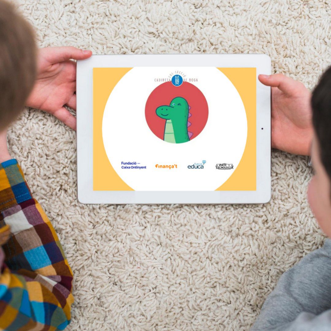 En la APP de la Fundación Caixa Ontinyent se pueden leer 'Los cuentos de Dino'. En la APP de la Fundación Caixa Ontinyent se pueden leer 'Los cuentos de Dino'.