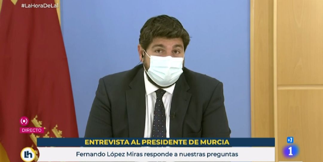 Fernando López Miras durante la entrevista en el programa 'La Hora de La 1' de TVE Fernando López Miras durante la entrevista en el programa 'La Hora de La 1' de TVE