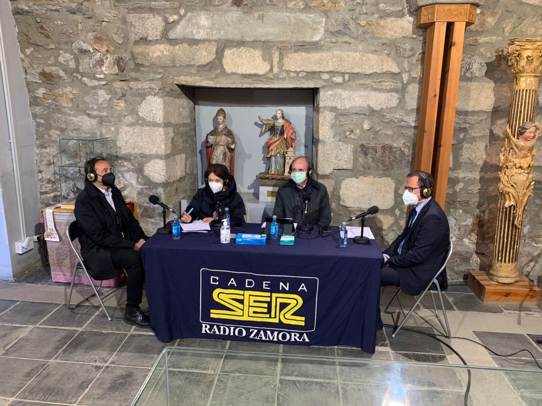 Edición especial de “Hoy por hoy Zamora y Benavente” desde el Monasterio de la localidad sanabresa de San Martín de Castañeda Edición especial de “Hoy por hoy Zamora y Benavente” desde el Monasterio de la localidad sanabresa de San Martín de Castañeda