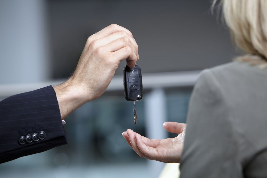 ¿Estás pensando en comprar un coche? ¿Estás pensando en comprar un coche?