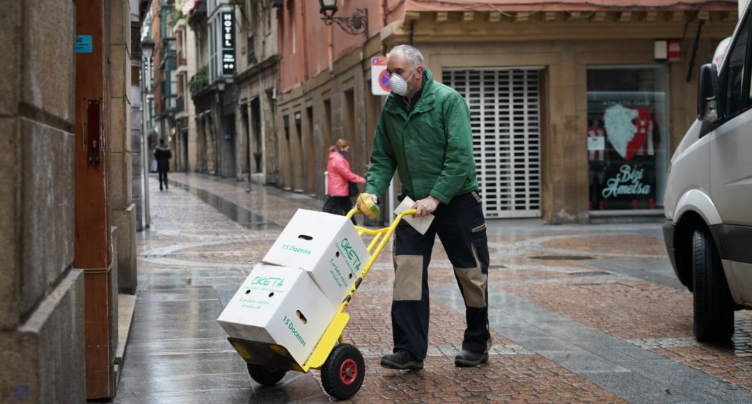 Fallecen por la pandemia 153 personas menores de 60 años en Euskadi, el 3,5% del total Fallecen por la pandemia 153 personas menores de 60 años en Euskadi, el 3,5% del total