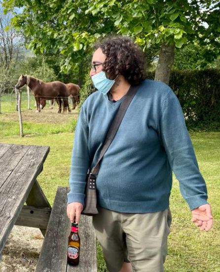 Jandro ahora vive rodeado de caballos y manzanos Jandro ahora vive rodeado de caballos y manzanos