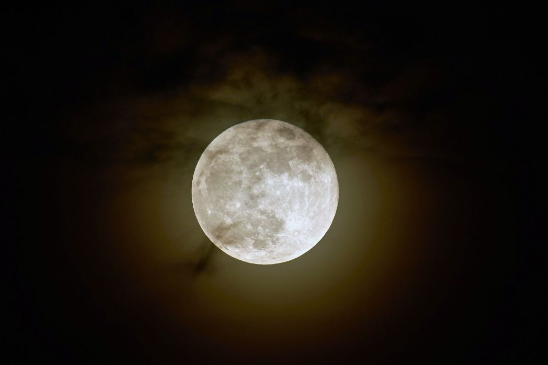 La superluna vista desde Gandia La superluna vista desde Gandia