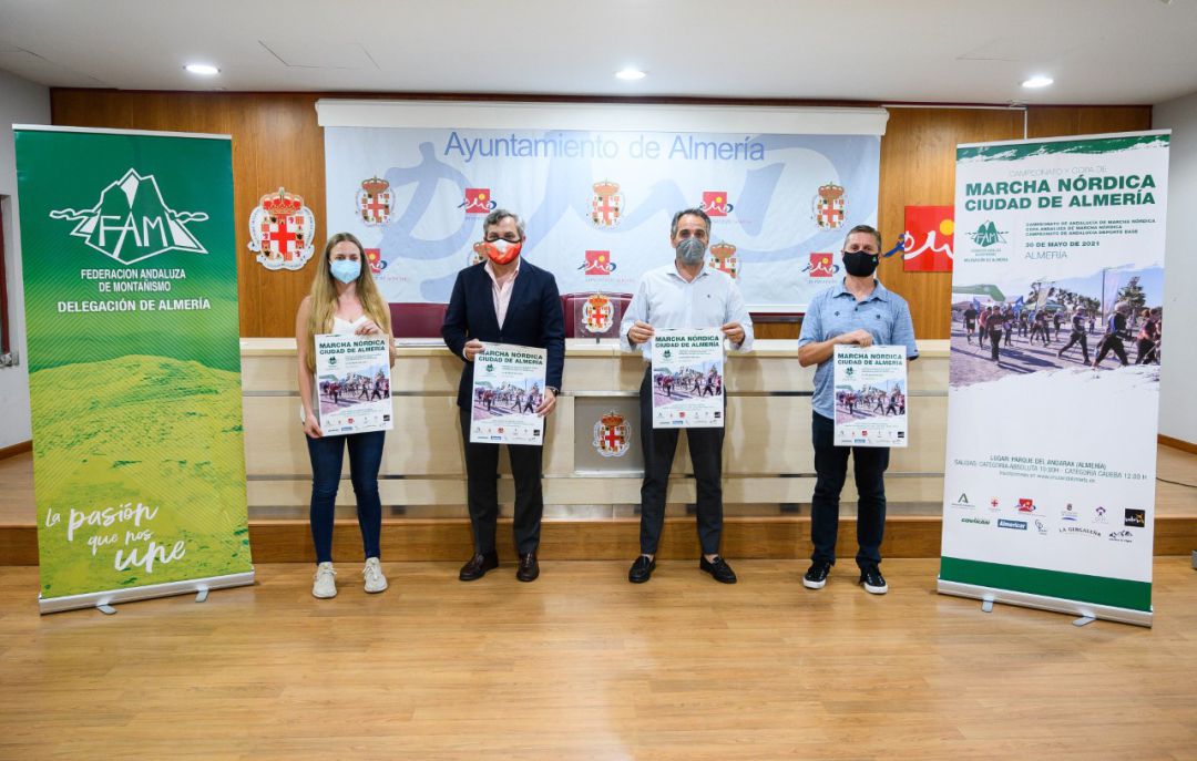 Presentación de la carrera en el Patronato Municipal de Deportes. Presentación de la carrera en el Patronato Municipal de Deportes.