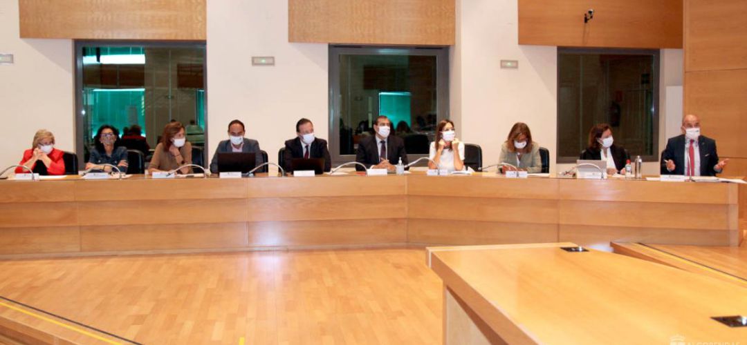 Ramón Cubián carga contra "la fiesta del gasto de PSOE y Podemos" Ramón Cubián carga contra "la fiesta del gasto de PSOE y Podemos"